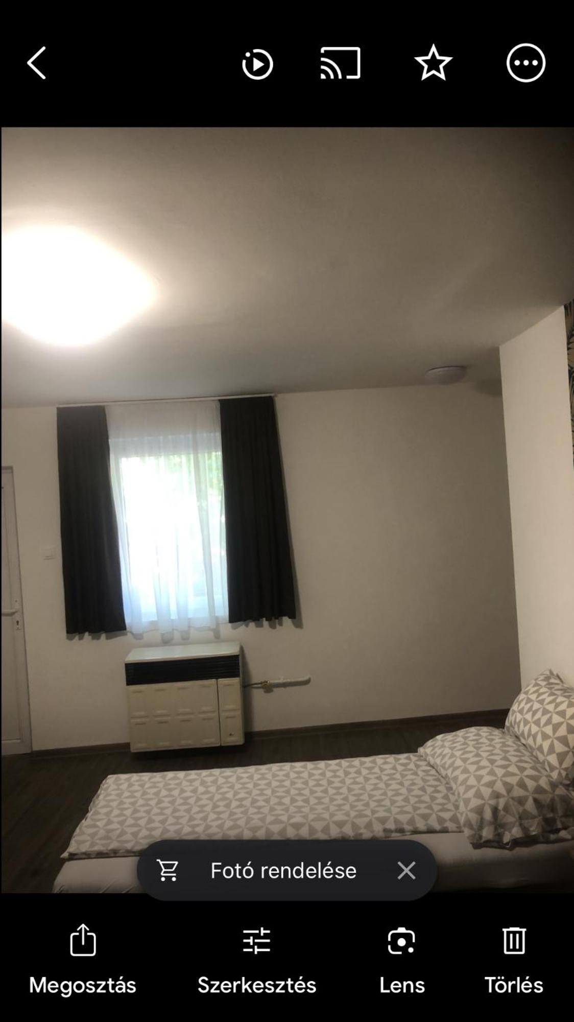 Agi Fogado Apartment Kisujszallas Екстериор снимка